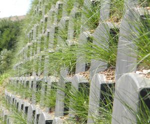 Planter-garden-retaining-wall-block-mold