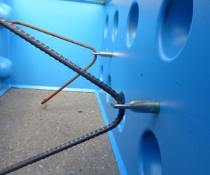 lego-armbloc-mold-inside